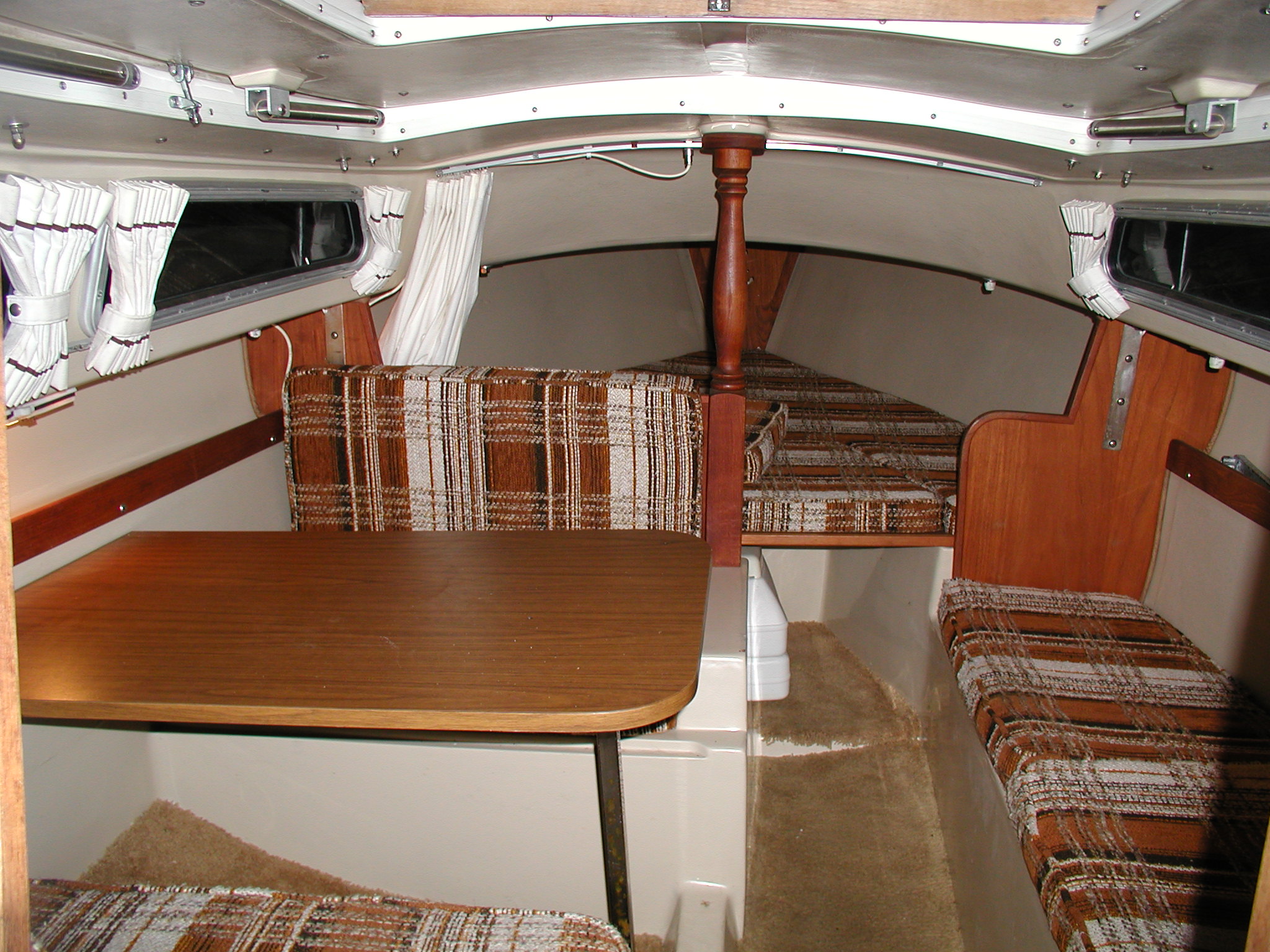 This Site is about a 1982 Catalina 22 named Griot!